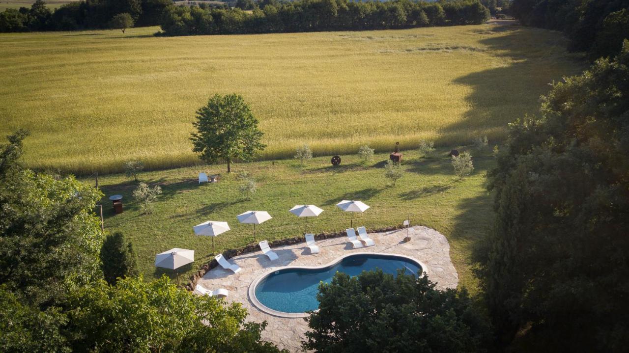 Glamping In Toscana, Luxury Tents In Agriturismo Biologico Sorano  Exteriér fotografie